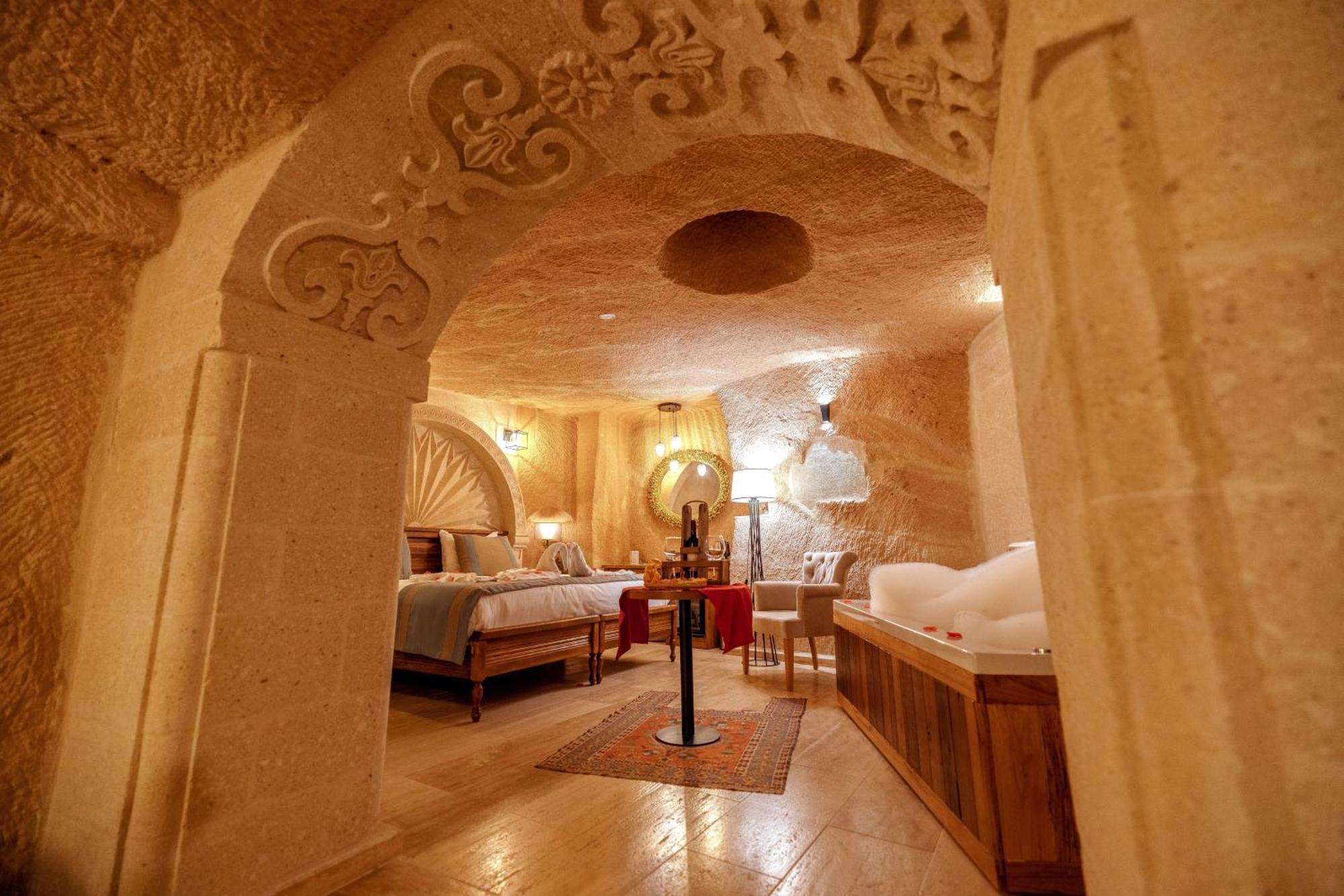Misty Cave Hotel อูร์กุบ ภายนอก รูปภาพ