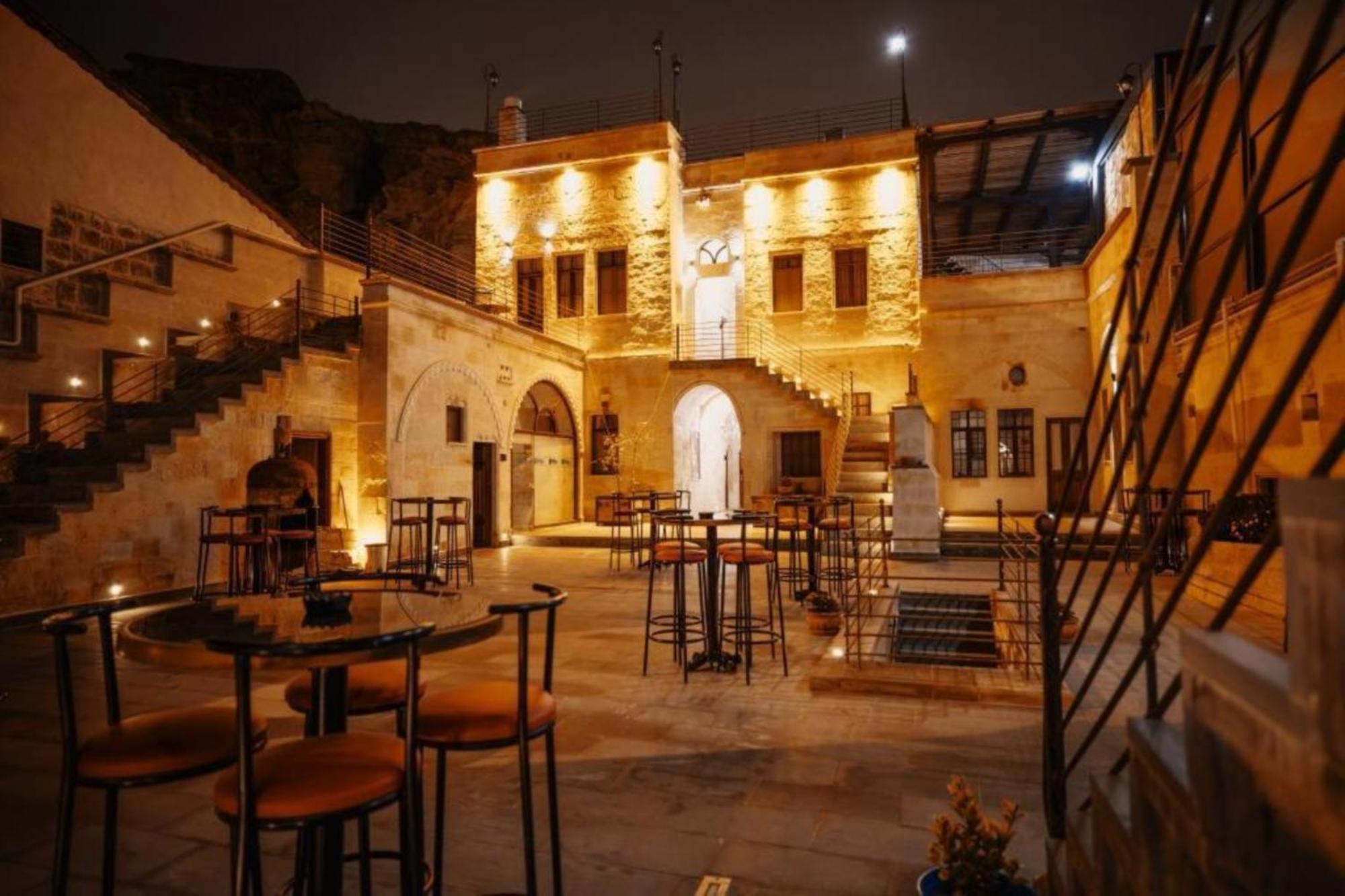 Misty Cave Hotel อูร์กุบ ภายนอก รูปภาพ