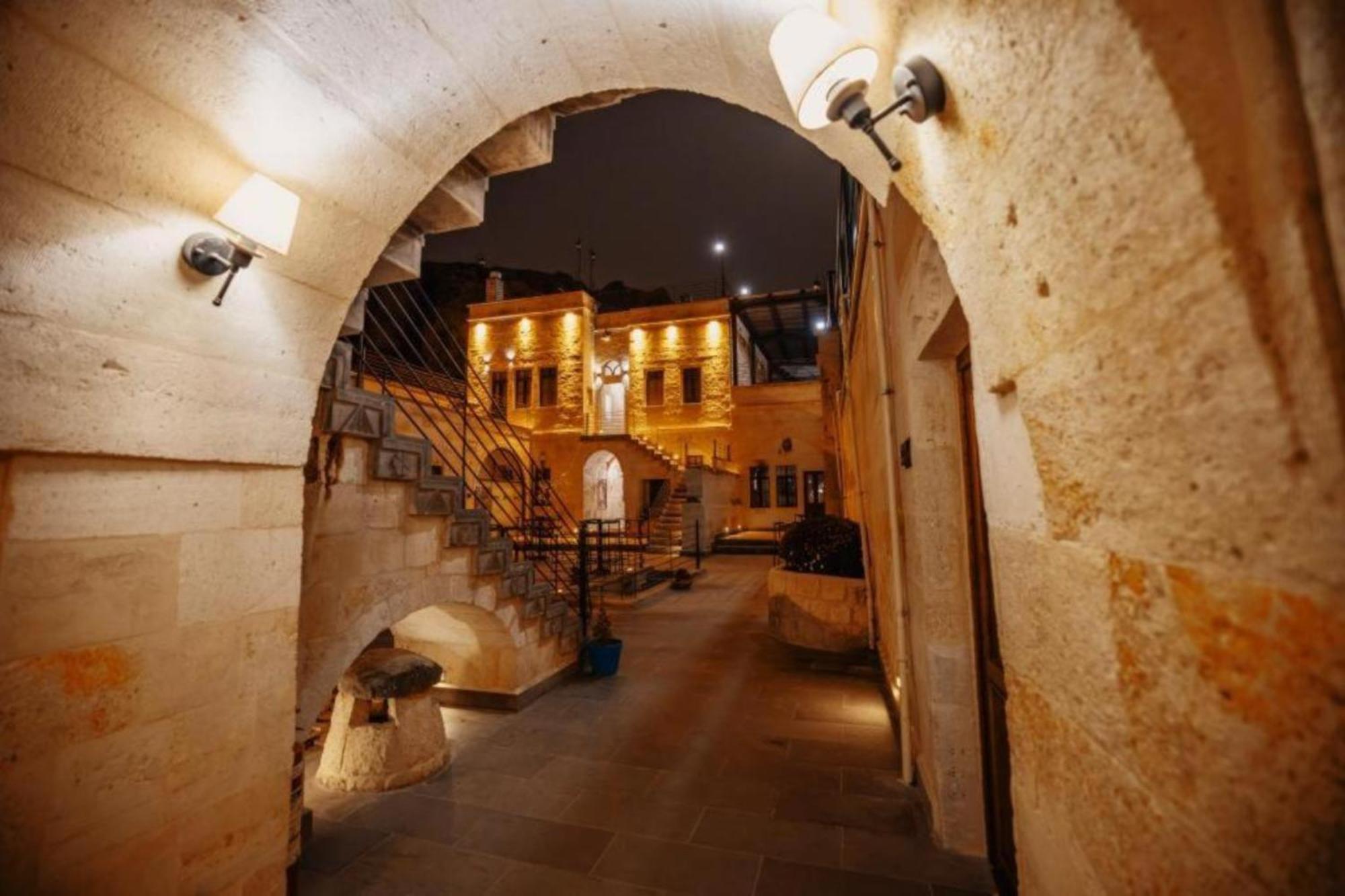 Misty Cave Hotel อูร์กุบ ภายนอก รูปภาพ