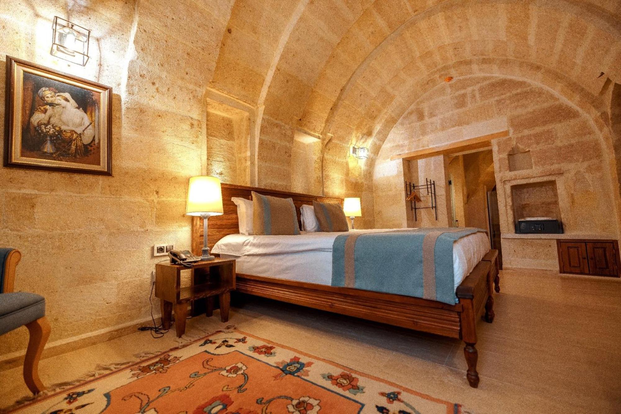 Misty Cave Hotel อูร์กุบ ภายนอก รูปภาพ