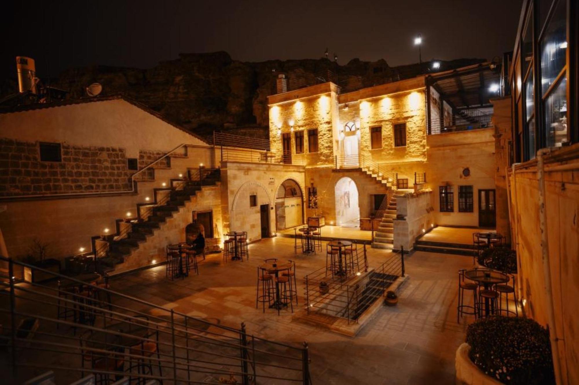 Misty Cave Hotel อูร์กุบ ภายนอก รูปภาพ